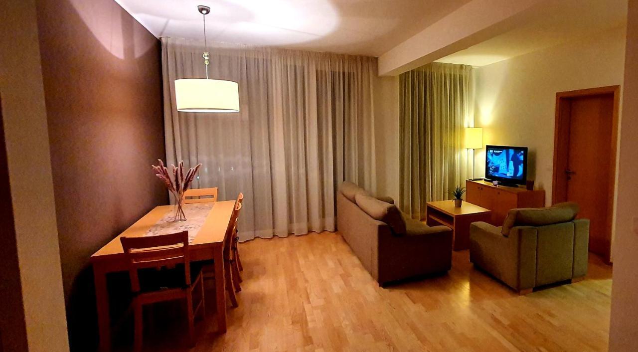 Mari 14 Appartement Maribor Buitenkant foto