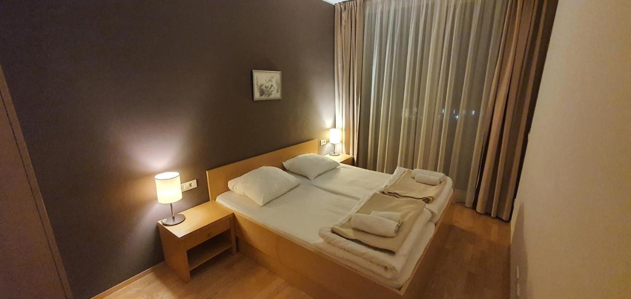 Mari 14 Appartement Maribor Buitenkant foto